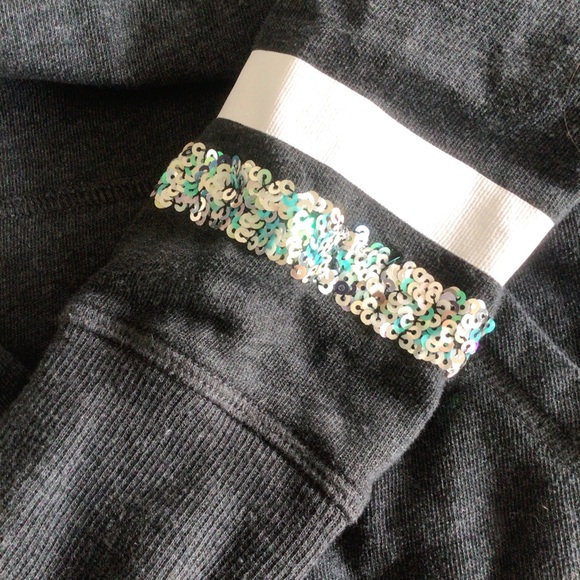 VICTORIAS SECRET SUPERMODEL ESSENTIALS HOODIE. XS/SMALL DARK GREY - Picture 14 of 16